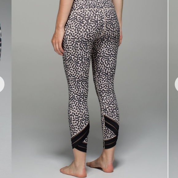 Lululemon High Times Pants Wrap Mesh Ace Spot Grain Black Size 6 Luon 25" - Picture 1 of 4